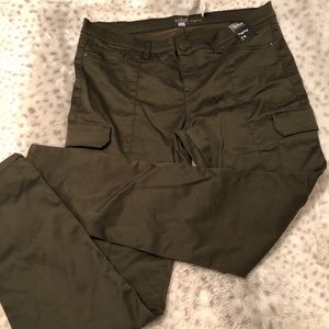 Olive green NY&Co leggings